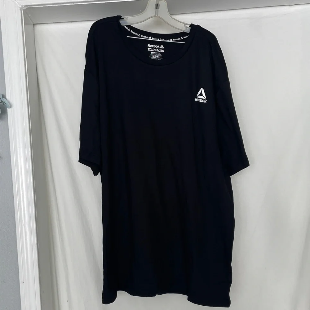 Reebok Black Short Sleeve Tee with White Logo 2XL 94% polyester 6% spandex